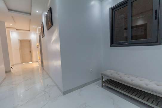 À louer non meublé – Appartement F4 de standing proche IPG image 9