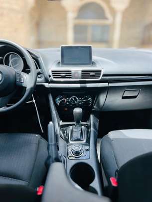 Mazda 3 hatchback sport image 8