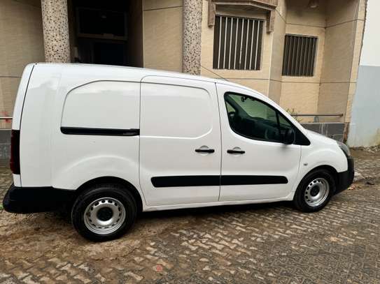 Citroën berlingo2018 image 1