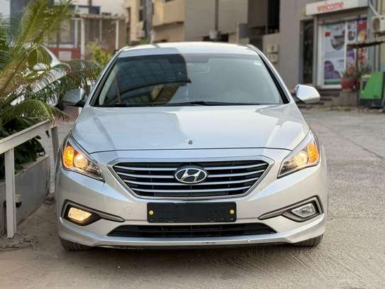 Hyundai sonata image 1