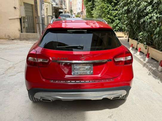 MERCEDES-Benz GLA250 VENANT 4Cylindres image 2