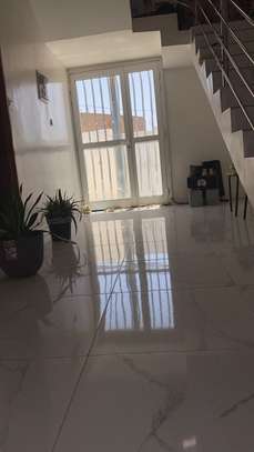 Colocation villa meublee image 13