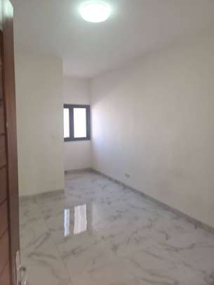 Appartement F4  à louer aux Almadies image 3
