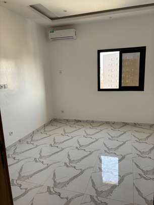 Appartement F4 aux Almadies image 5
