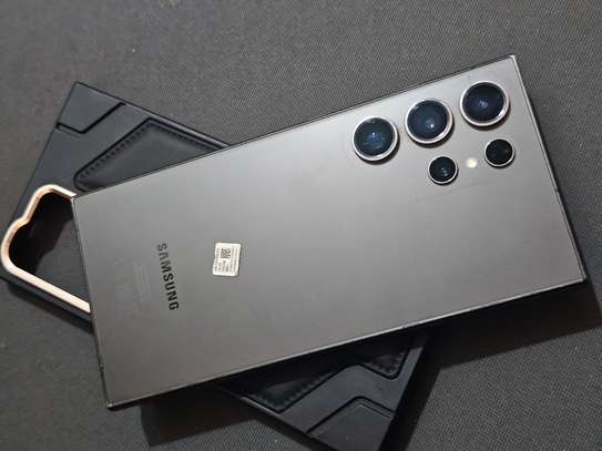 Samsung galaxie S24 ultra 256GB 12GB 2sim image 6