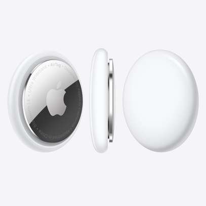 Apple AirTag image 1