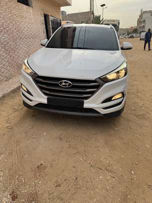 Hyundai Tucson image 1