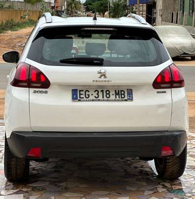 Peugeot 2008 2016 diesel manuel image 7