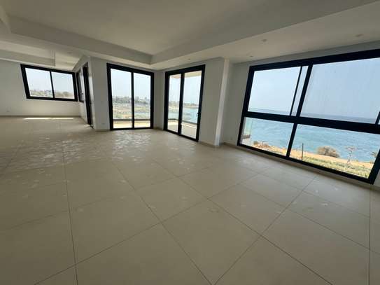 Appartement à louer sur la corniche fan résidence image 2