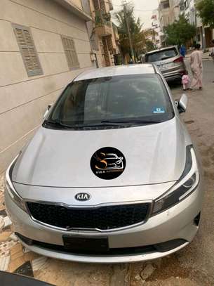 VENTE KIA FORTE 2018 image 1