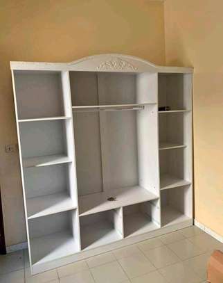 Armoire 4 battants image 3