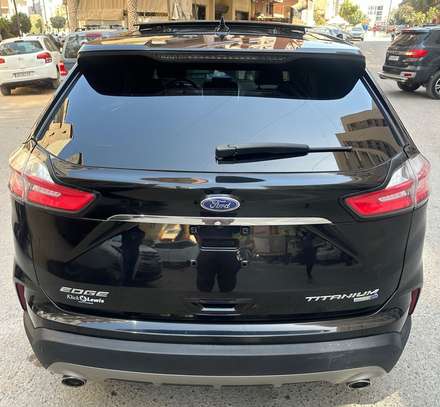 Ford Edge Titanium 2020 image 11