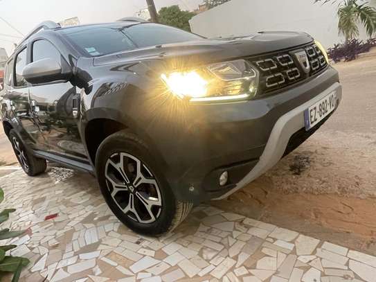 RENAULT DUSTER 2018 image 11