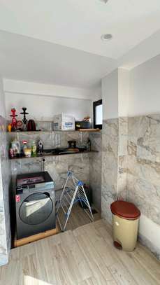 APPARTEMENT F4 MEUBLÉ À LOUER À MERMOZ image 3