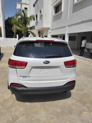 Kia sorento 2017 image 6