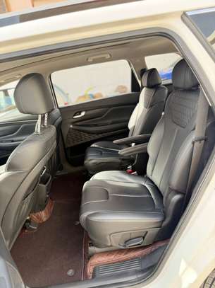 Hyundai santafé 2019 -7 Places image 5