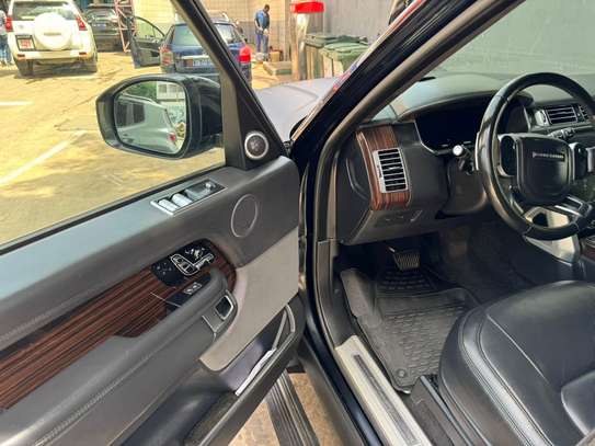 RANGE ROVER AUTOBIOGRAHIE image 8