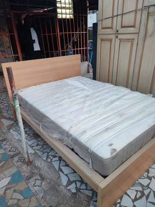 LITS+MATELAS image 3
