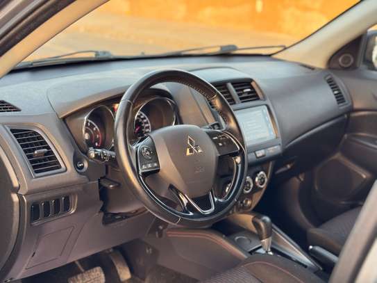 Mitsubishi Outlander / RVR 2019 essence 2.0L image 7