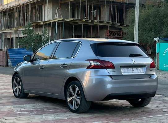 PEUGEOT 308 T9 AUTOMATIQUE DIESEL image 5