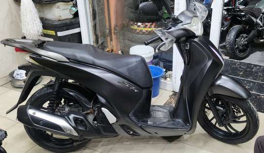 A vendre Honda Sh 150cm3 image 3