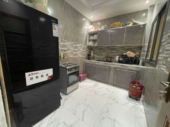 F3 meublé derrière hyper marché Exclusif image 10