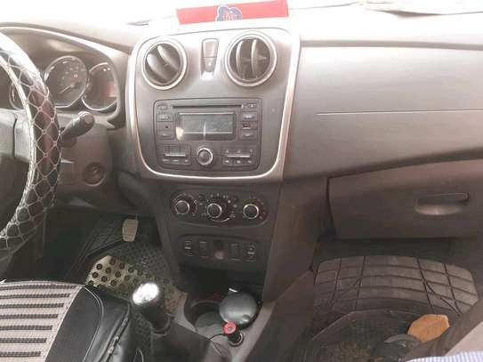 Dacia Logan 2015 image 3
