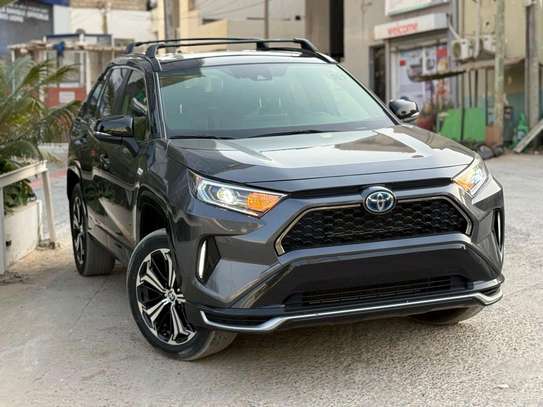 Toyota RAV4 2021 image 3