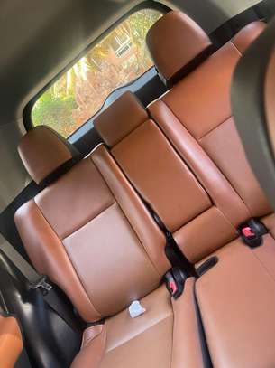 RAV4 2014 image 6