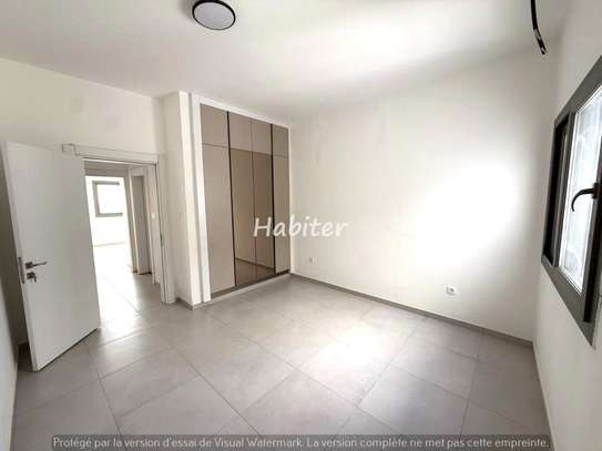 Appartement à louer au Point E image 2