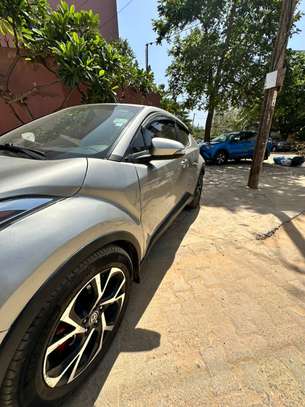 TOYOTA C-HR 2018 image 9