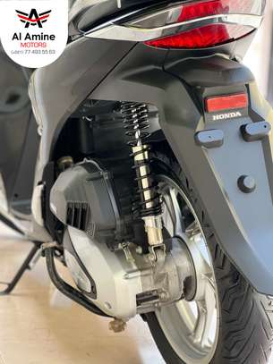 Honda SH Let’s Go 2021 (Venant) avec ses papiers image 4