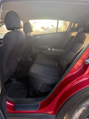 Kia sportege image 2