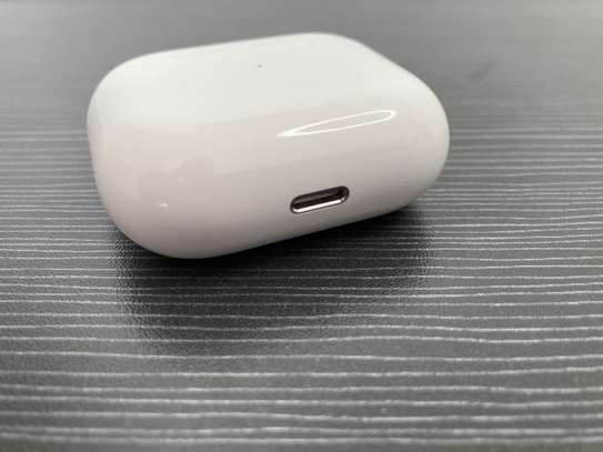 AirPod 3 image 4