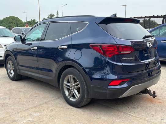 Hyundai Santafé 2017 full image 3