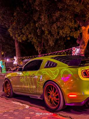 Ford Mustang image 9