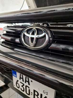 Toyota Hilux image 14