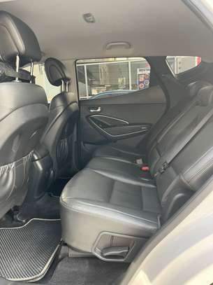 Hyundai Santafe image 11