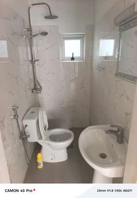 Appartement à Sacré cœur derrière résidence Mamoune image 9