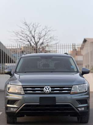 Volkswagen Tiguan 2018 Gris Métallisé SUV Spacieux image 2