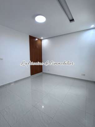 Appartement f4 avec vue/ mer sur la corniche des mamelles image 14