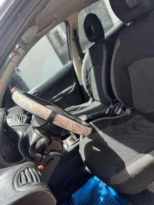 Peugeot 206 image 9