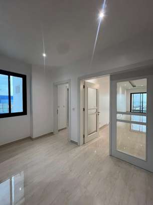 Appartement à louer à Fann Hock Dakar avec vue mer image 7