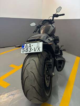 Harley davidson FXDR image 7
