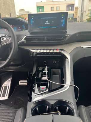 Peugeot 3008 2023 Hybrid image 6