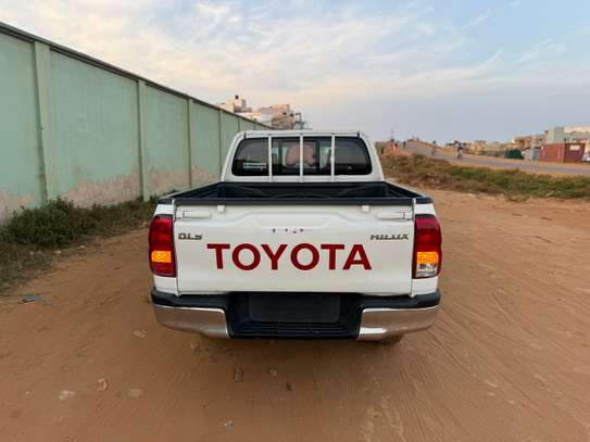 Toyota Hilux 2018 image 4