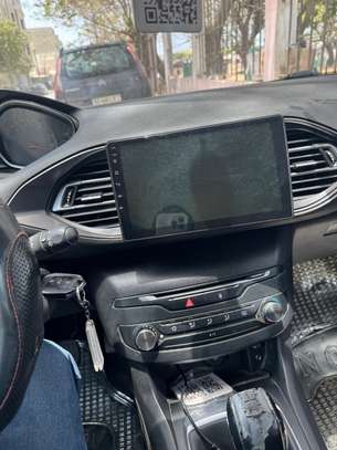 Peugeot 308 2016 image 2