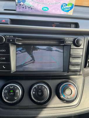 TOYOTA RAV4 2016 image 12
