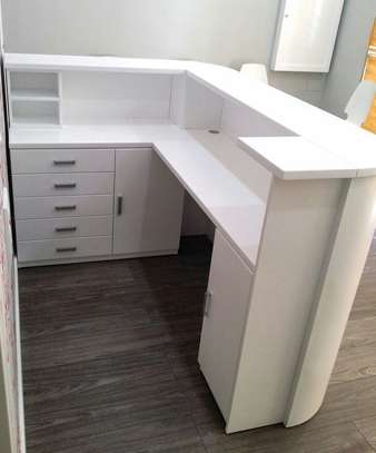 Bureau professionnel bois marron + chaise ergonomique image 4