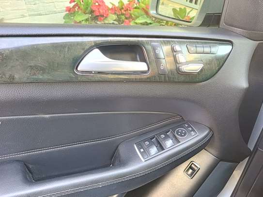 Mercedes GLE 250d image 10